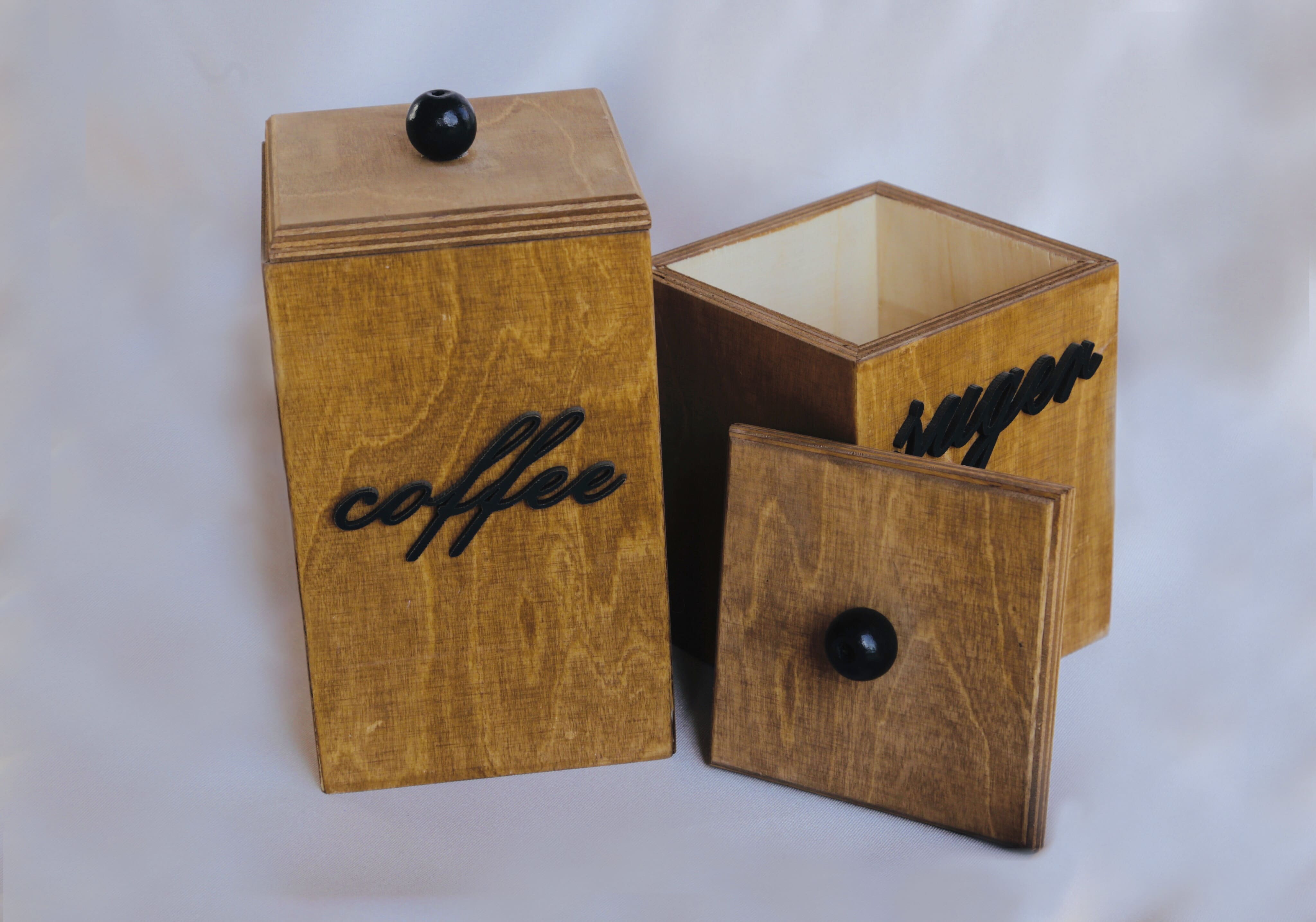Wooden samovar base set